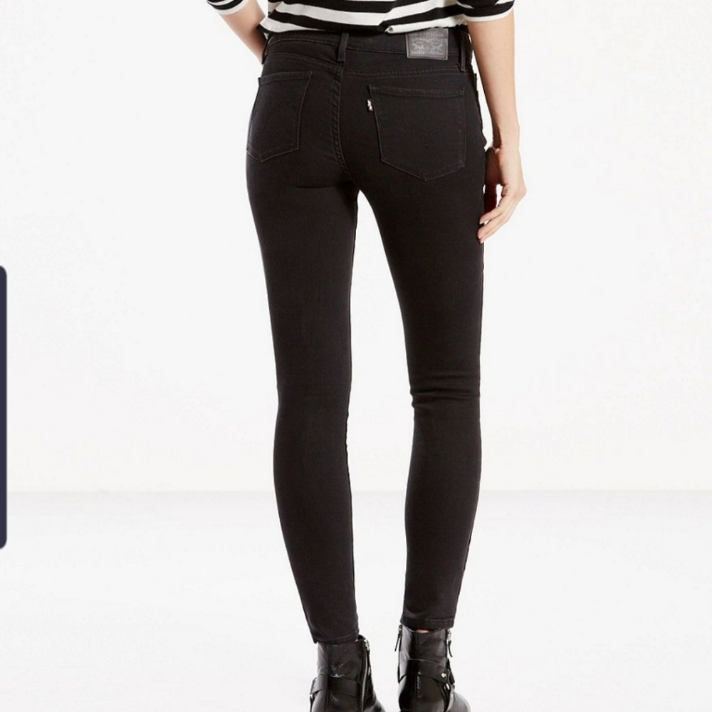 Levi's jeans - Picture 2 of 4
